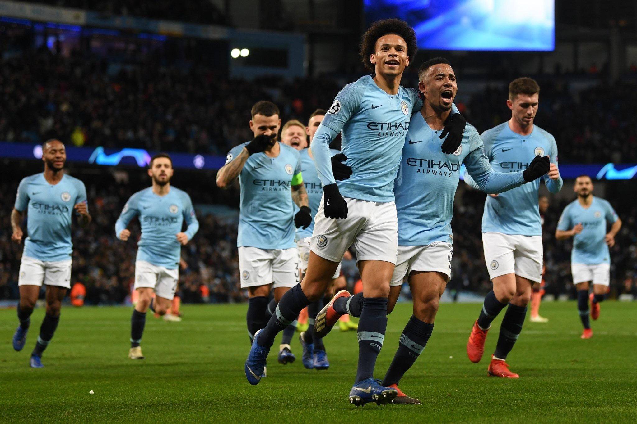 整体表现反 整体表现反