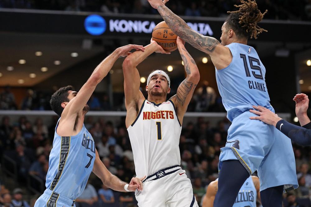 郇斯楠16+9+4帽难挡国青5连败 持球一条龙上篮惊艳十足